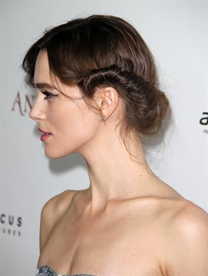 Keira Knightley 'Anna Karenina' premiere in Los Angeles 11/14/12 