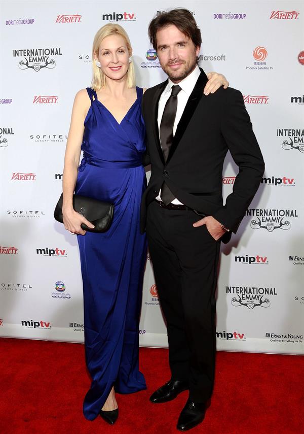 Kelly Rutherford 40th Annual International Emmy Awards (Nov 19, 2012) 