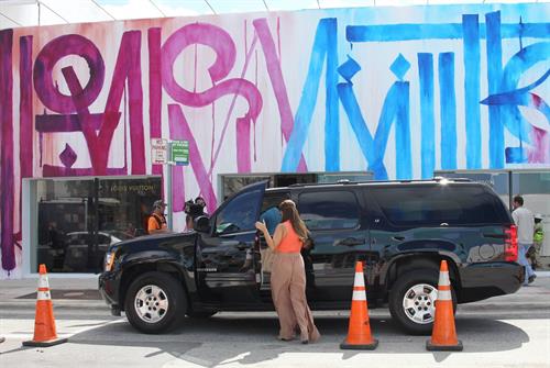 Kourtney Kardashian Leaving Sugarcane Restaurant with Scott Disick after lunch in Miami (October 22, 2012) 