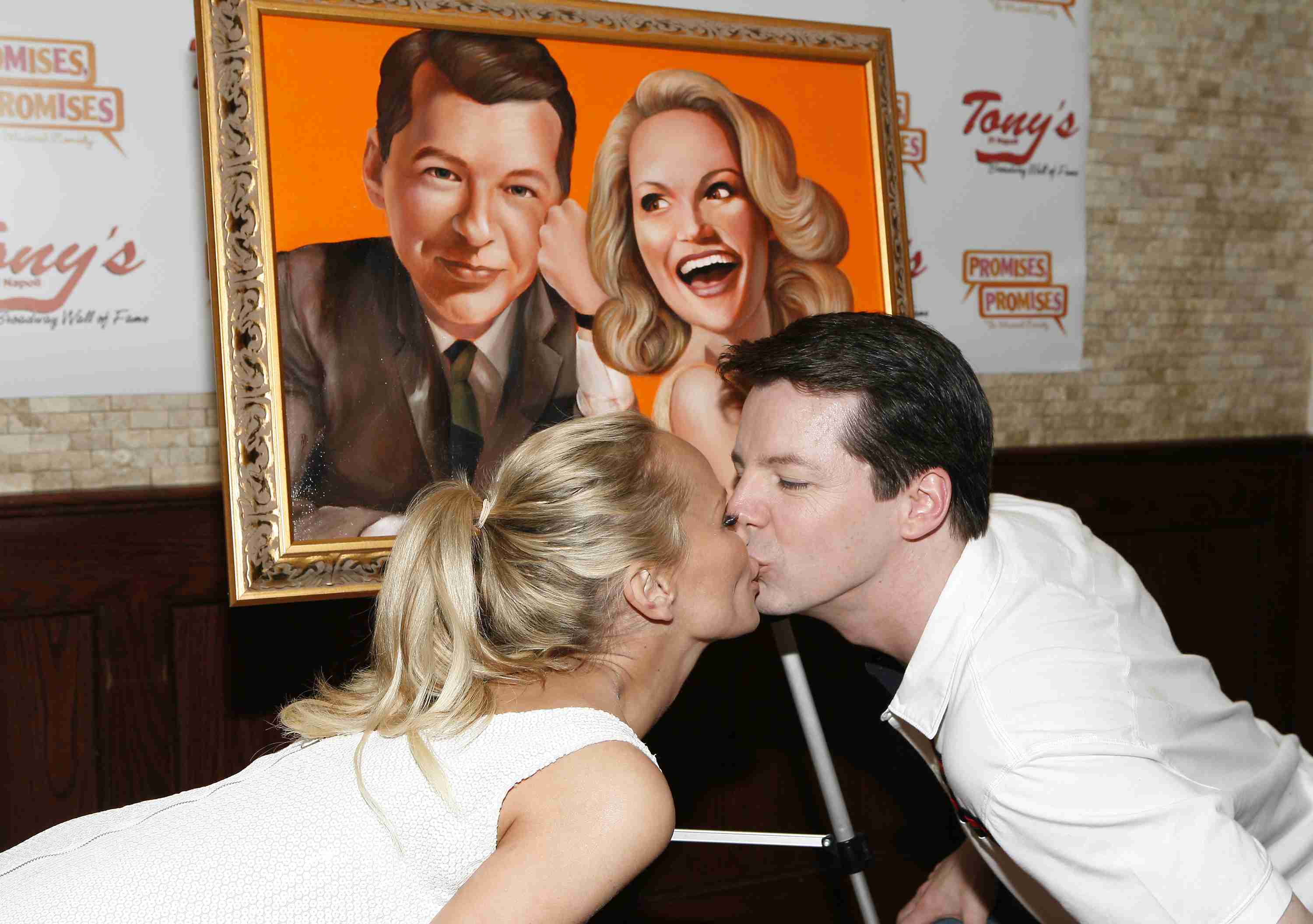 Kristin Chenoweth Tony's Di Napoli Portrait Unveiling (May 20, 2010) 