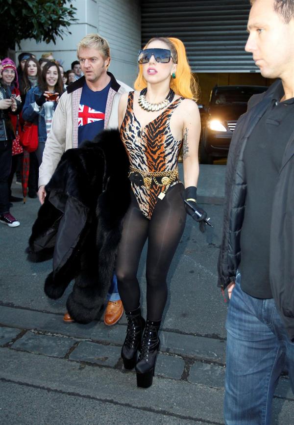 Lady Gaga - Signs autographs heading to 4th of July private party in Melbourne (July 4, 2012)