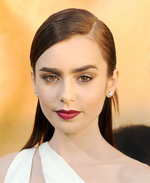 Lily Collins The Mortal Instruments City Of Bones Premiere LA 8/12/2013 
