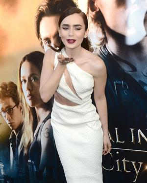 Lily Collins The Mortal Instruments City Of Bones Premiere LA 8/12/2013 