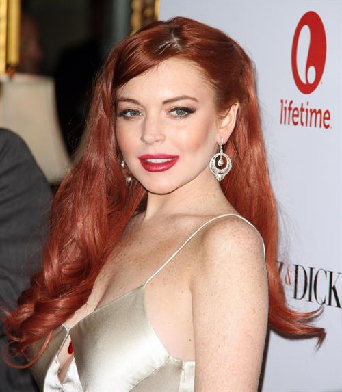 Lindsay Lohan  Liz & Dick  Los Angeles Premiere (November 20, 2012) 