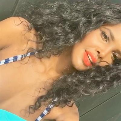 Ubah Hassan taking a selfie