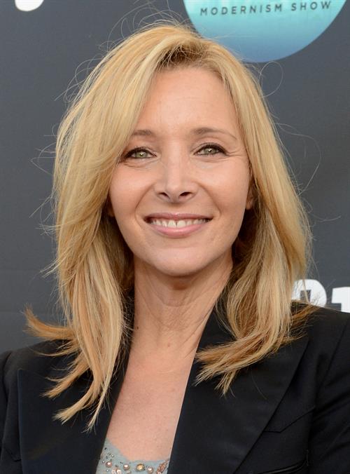 Lisa Kudrow Attends the annual Los Angeles Modernism Show Opening Night Party in Los Angeles (25.04.2013) 