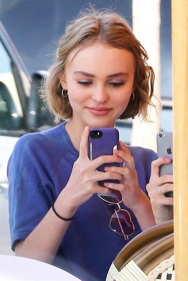 Lily-Rose Depp taking a selfie