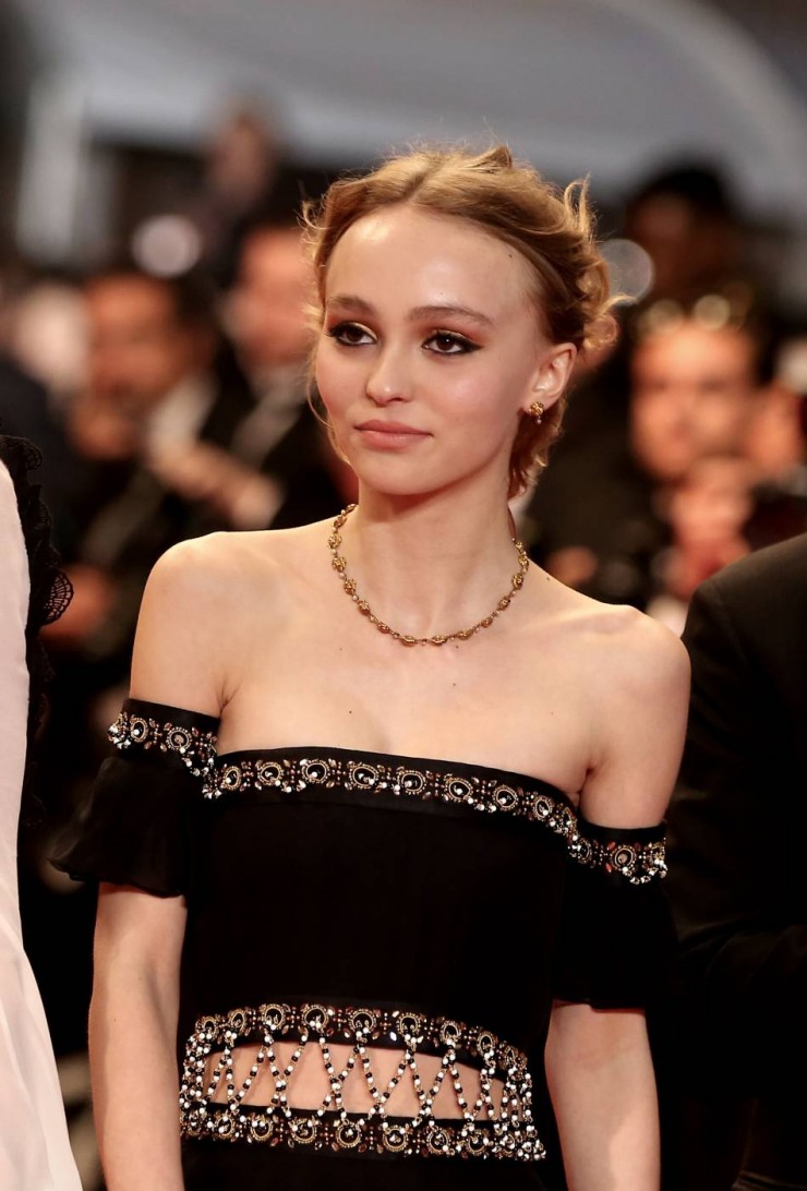 Lily-Rose Depp Pictures. Hotness Rating = 8.73/10