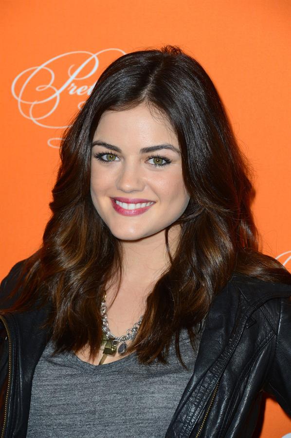 Lucy Hale Pretty Little Liars Halloween episode premiere 10/16/12 