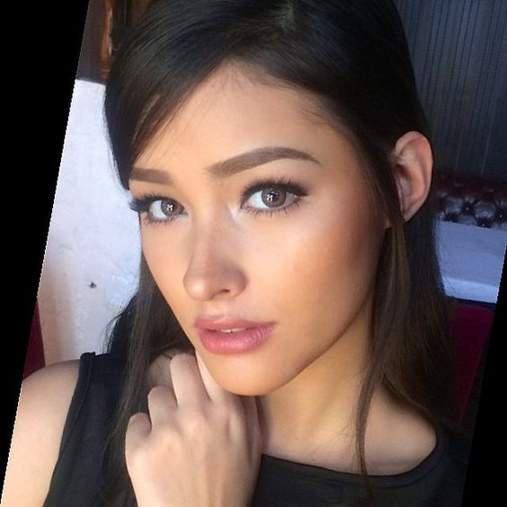 Liza Soberano