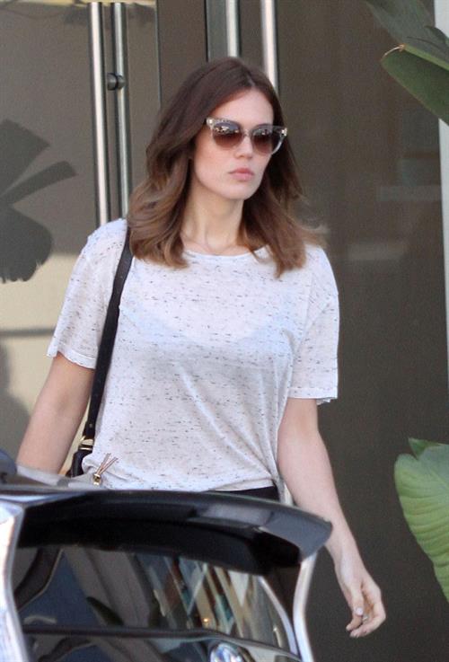 Mandy Moore Bungalow Salon in West Hollywood 10/17/12 