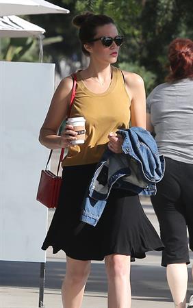 Mandy Moore outside the Coffee Commissary in West Hollywood October 3, 2012 