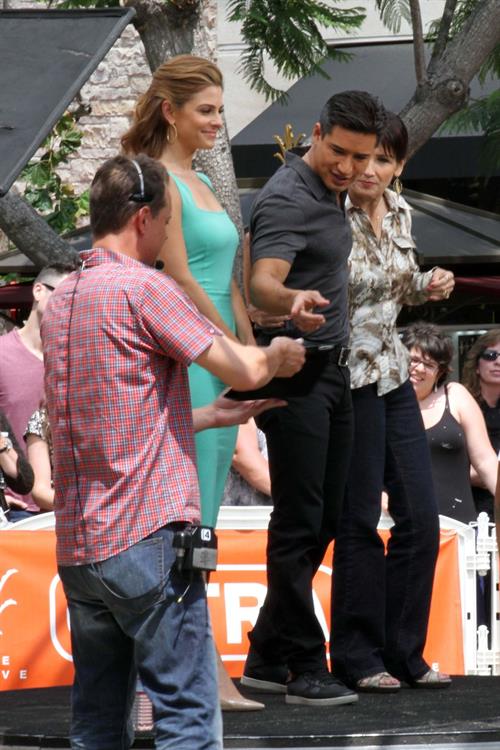 Maria Menounos on the set of 'EXTRA' at the Grove in LA on May 10, 2013