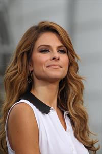 Maria Menounos on the set of EXTRA in Los Angeles on Septemeber 20, 2013