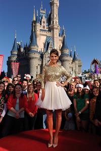 Maria Menounos - 'Disney Parks Christmas Day Parade' TV special - Dec. 1, 2012 