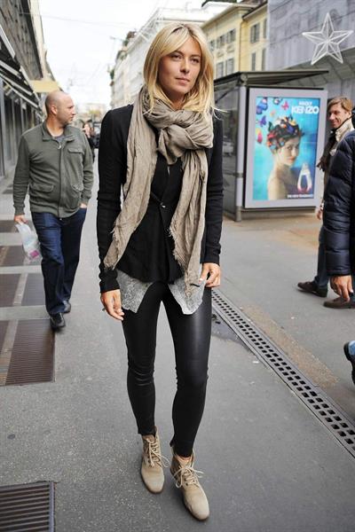 Maria Sharapova Giorgio and Roberta Armani meet tennis star Maria Sharapova at Armani's palace. November 30, 2012 