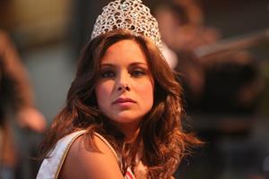 Marine Lorphelin Returns to her Hometown (Dec 19, 2012) 