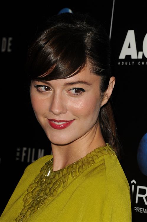 Mary Elizabeth Winstead  A.C.O.D.  - Los Angeles Premiere, Sep 26, 2013