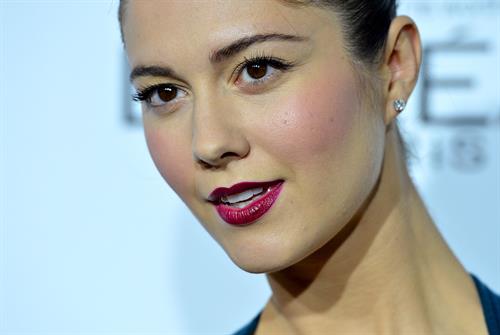 Mary Elizabeth Winstead 19th Annual ELLE Women In Hollywood Celebration, Oct 16, 2012 