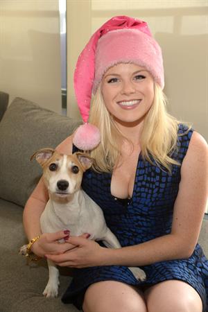 Megan Hilty Ready For Christmas Photoshoot in New York December 21, 2012