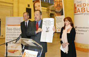 Melissa Gilbert Visits The New York Stock Echange (Sep 25, 2012) 