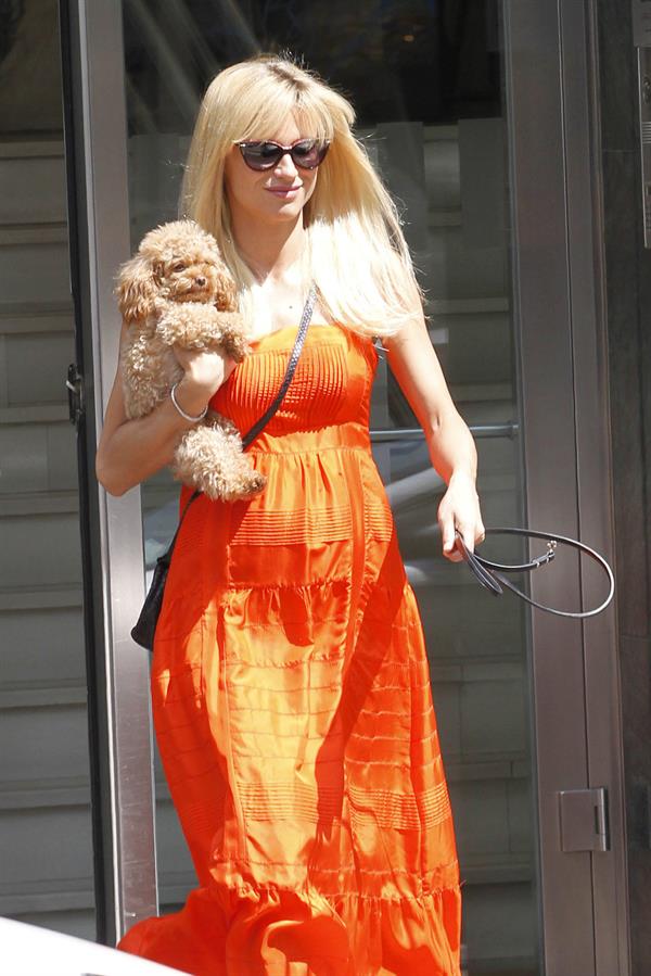 Michelle Hunziker Spotted with her puppy in Milan on May 14, 2013