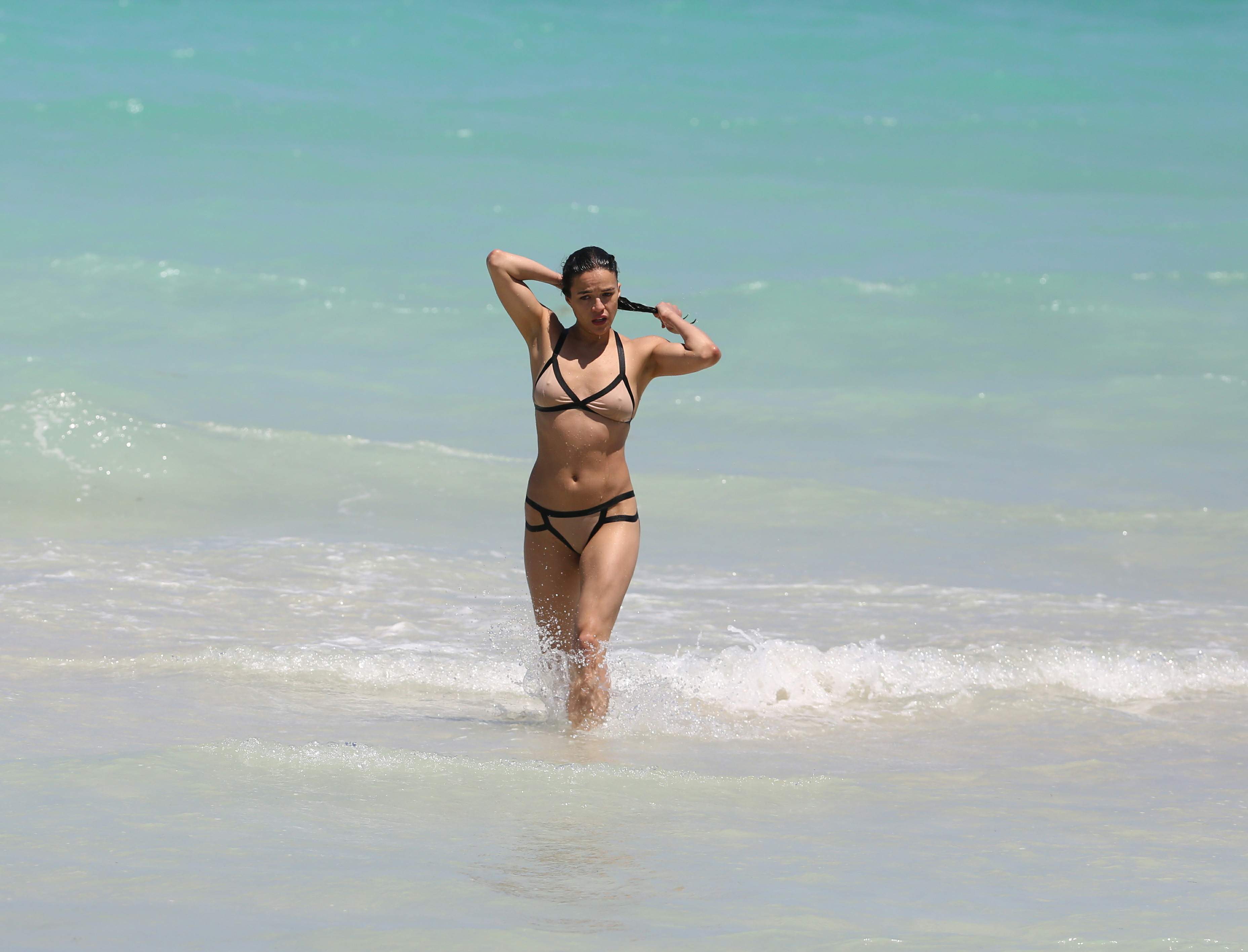 Michelle Rodriguez enjoying the sun at Miami Beach April 26-2013 
