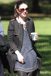 Michelle Trachtenberg on the Set of Gossip Girl in Central Park - September 24, 2012 