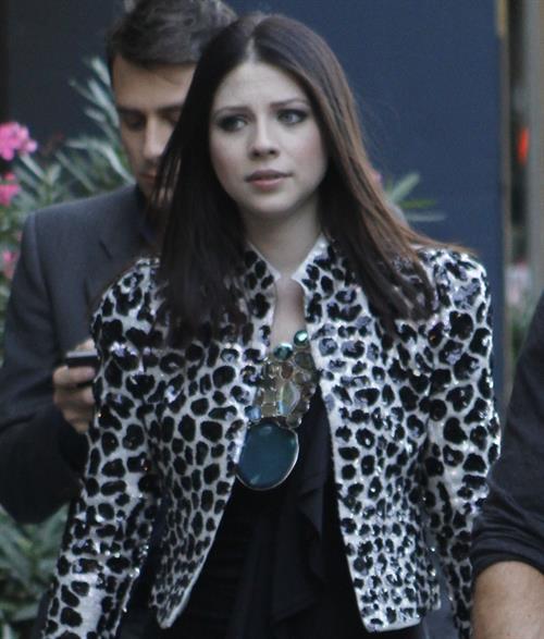 Michelle Trachtenberg  Gossip Girl set in New York - October 1, 2012 