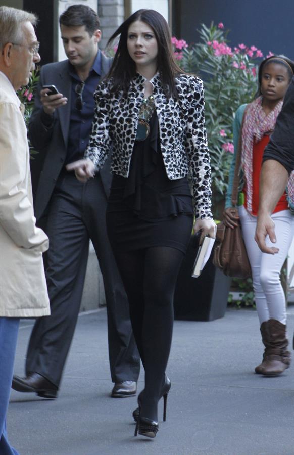 Michelle Trachtenberg  Gossip Girl set in New York - October 1, 2012 