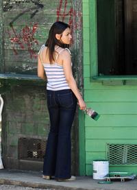 Mila Kunis - Booty in tight jeans on the set of  Blood Ties  in New York City (May 29, 2012)
