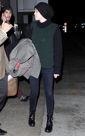 Miley Cyrus LAX airport 11/20/12 