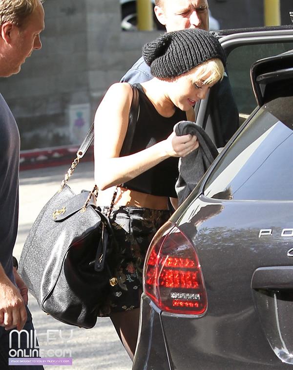 Miley Cyrus arriving at a recording studio in Hollywood 11/14/12 