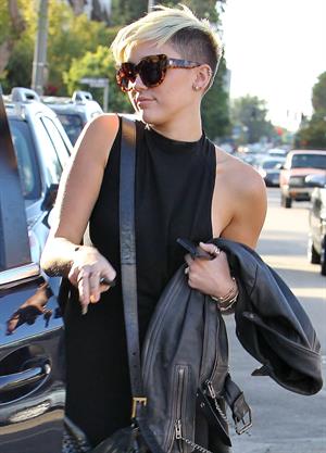 Miley Cyrus out and about in Toluca Lake 11/10/12