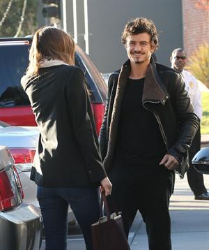 Miranda kerr outside a spa in LA on January 4th 2013  