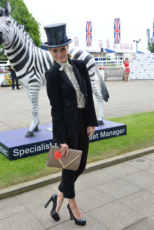 Mischa Barton - Epsom Derby in Epsom, England, June 2, 2012