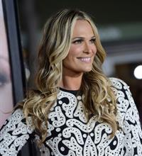 Molly Sims - Premiere of Universal Pictures' Identity Theft at the Village Theatre in Los Angeles (04.02.2013) 
