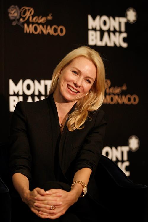 Naomi Watts - Poses during the official opening of the Montblanc Concept Store in Beijing (June 1, 2012)