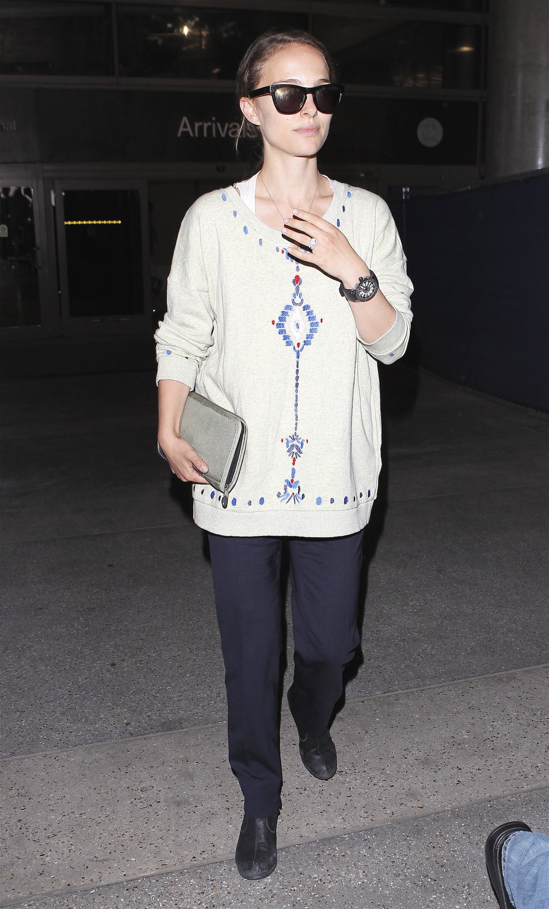 Natalie Portman Pictures Natalie Portman arrives at LAX Airport - May 30, 2013