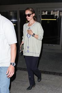 Natalie Portman arrives at LAX Airport - May 30, 2013 