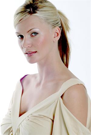 Natasha Henstridge - Araldo Di Crollalanza Photoshoot 