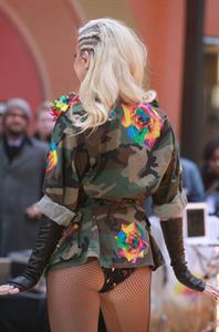 Kesha Performs on the Today Show in New York City (November 20, 2012) 