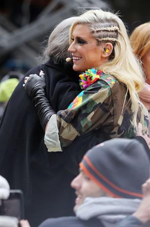 Kesha Performs on the Today Show in New York City (November 20, 2012) 