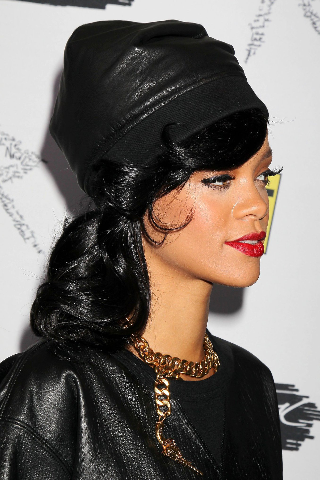 Rihanna  Unapologetic  Album Release Party (November 20, 2012) 