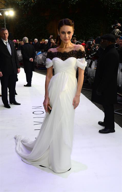 Olga Kurylenko  Oblivion  UK Premiere -- London, Apr. 4, 2013 