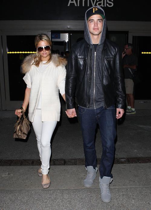 Paris Hilton Pictures Paris Hilton arrives at Los Angeles International Airport (02.02.2013)