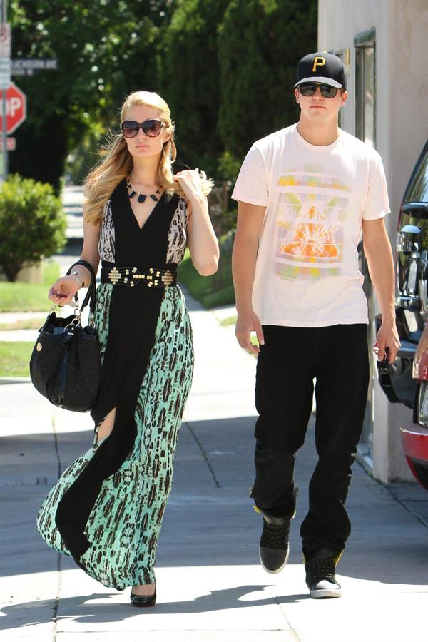 Paris Hilton stops by Anastasia Spa in Beverly Hills, California April 10, 2013 