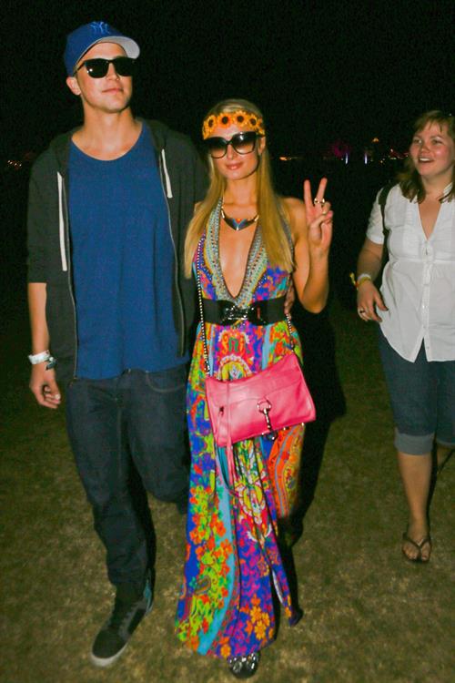 Paris Hilton Pictures Paris Hilton 2013 Coachella Valley Music & Arts Festival in Indio 4/20/13