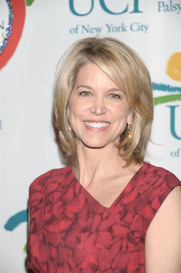 Paula Zahn Attends The 10th Annual Women Who Care Luncheon - NYC - May 5, 2012 