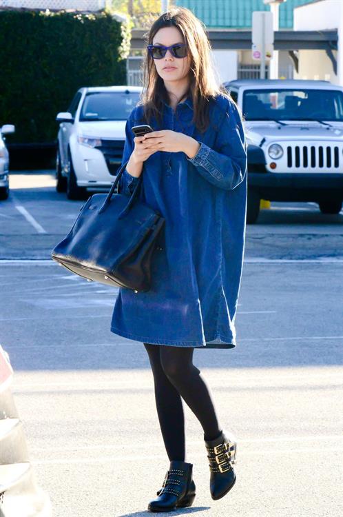 Rachel Bilson out for lunch in Sherman Oaks 1/25/13 